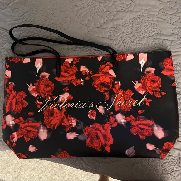 Victoria's Secret Handbags - New VS tote